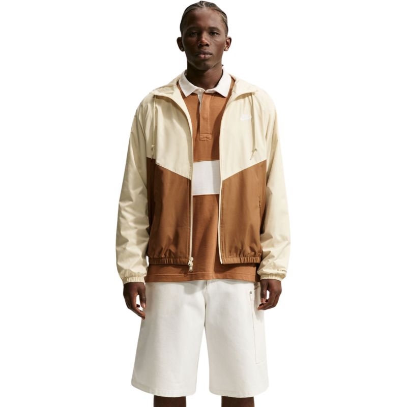 Nike jaka